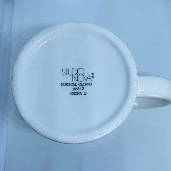 Studio Nova  Musical Dancing  Accordion Clowns - Picture 7 of 8